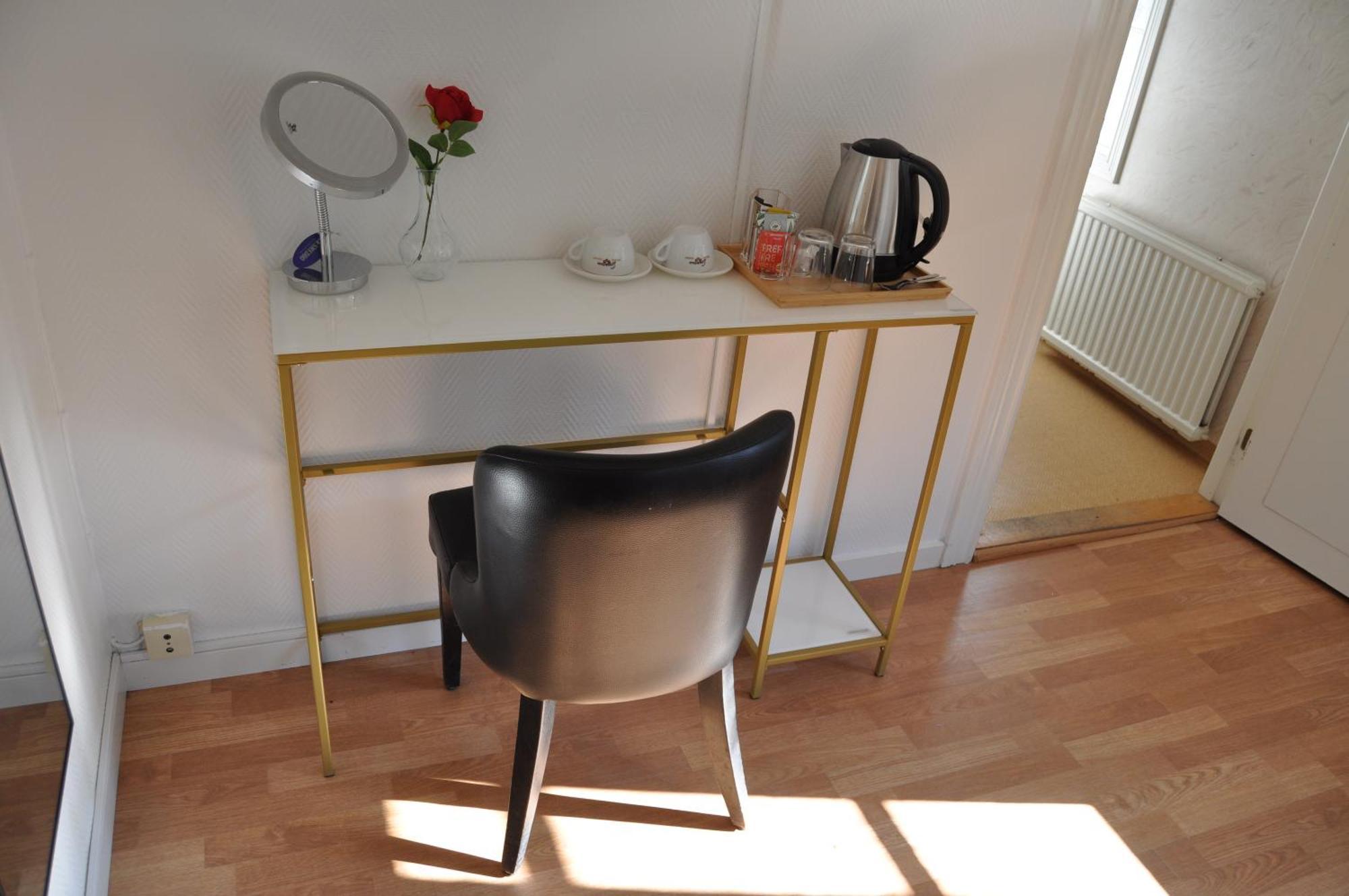 Lodge Langstorp Huvudbyggnad V Flygel *
